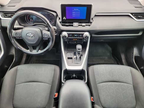 Used 2024 Toyota RAV4 XLE w/ Convenience Package FWD image 25