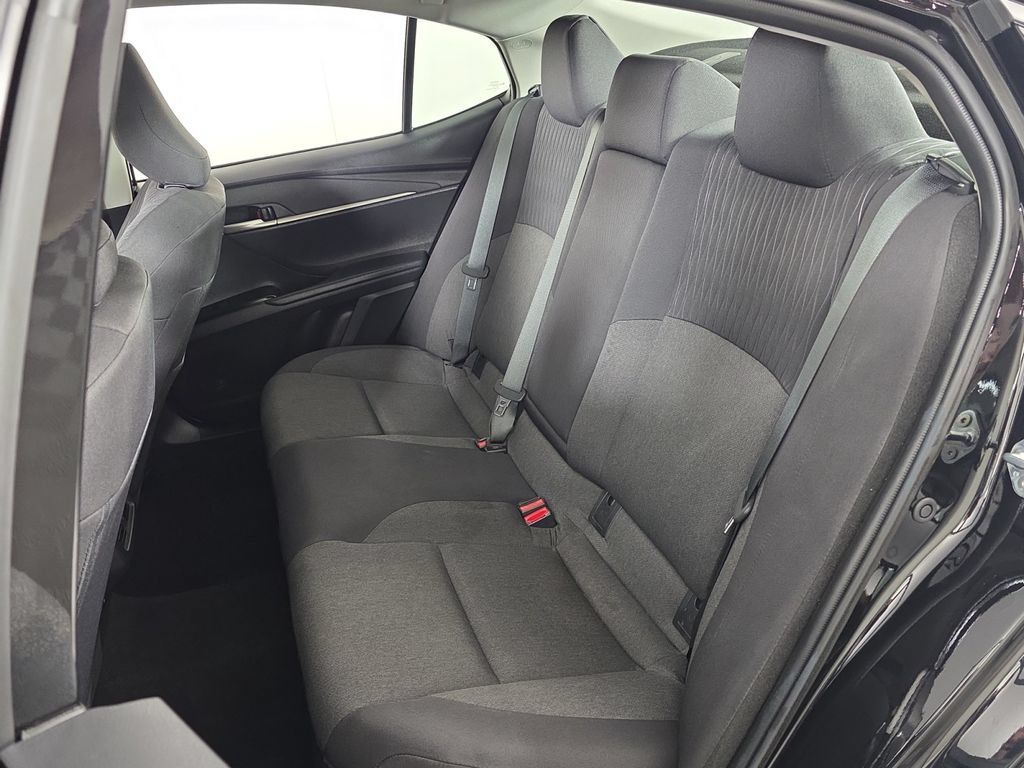 Used 2025 Toyota Camry LE FWD image 23