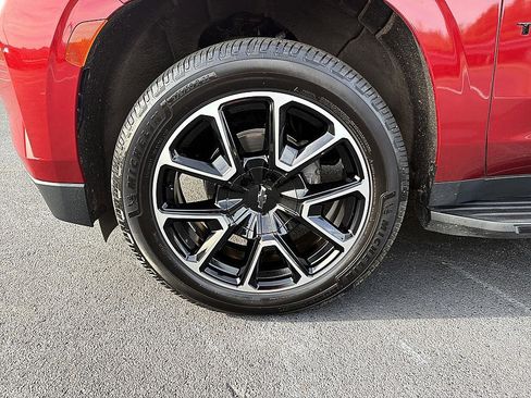 Used 2021 Chevrolet Tahoe RST w/ Luxury Package AWD/4WD image 8