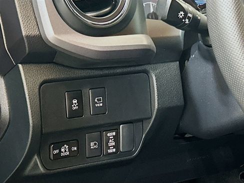 Used 2023 Toyota Tacoma TRD Pro AWD/4WD image 8