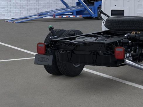 New 2026 Ford F350 XL w/ XL Chrome Package AWD/4WD image 24