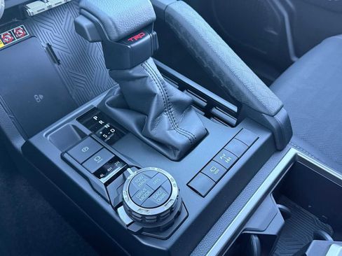 New 2025 Toyota 4Runner TRD Off-Road Premium image 19