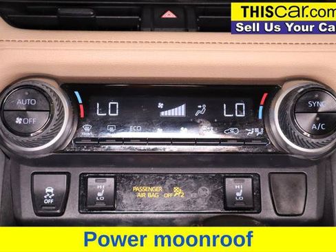 Used 2019 Toyota RAV4 XLE FWD image 20