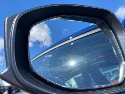 New 2025 Toyota Prius Plug-In Hybrid image 15