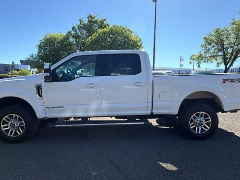 Used 2019 Ford F250 Lariat w/ Lariat Value Package AWD/4WD image 8