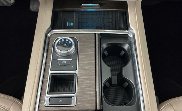 Used 2022 Ford Expedition Limited RWD image 19