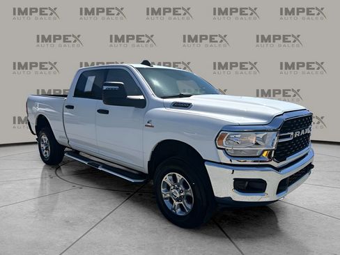 Used 2023 RAM 2500 Big Horn w/ Level 1 Equipment Group AWD/4WD image 7