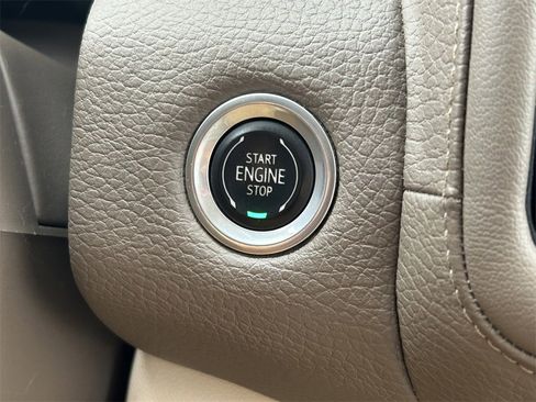 Used 2021 GMC Yukon Denali w/ Denali Ultimate Package image 36