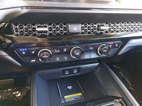 Used 2024 Honda Accord Touring image 23