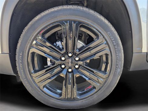 New 2025 GMC Acadia Elevation w/ Elevation Premium Package image 9