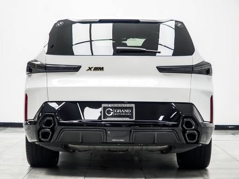 Used 2023 BMW XM w/ M Driver's Package AWD/4WD image 14