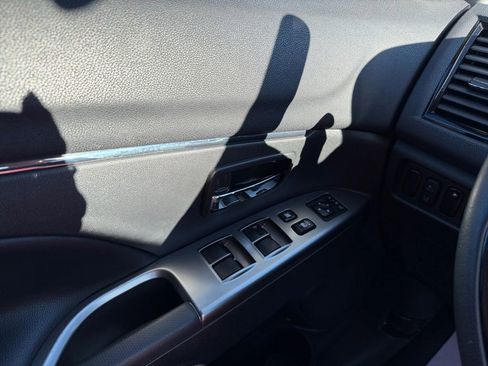 Used 2022 Mitsubishi Outlander Sport SE image 18