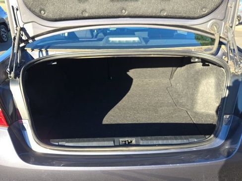 Used 2015 Subaru Legacy 2.5i Premium image 14