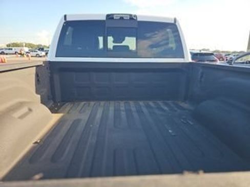 Used 2025 RAM 2500 Laramie AWD/4WD image 5