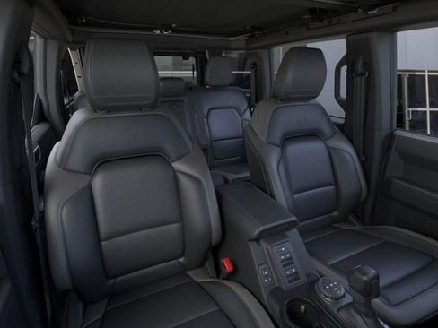 New 2025 Ford Bronco Outer Banks image 10
