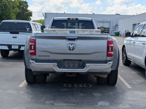 Used 2022 RAM 3500 Big Horn w/ Level C Equiment Group AWD/4WD image 6