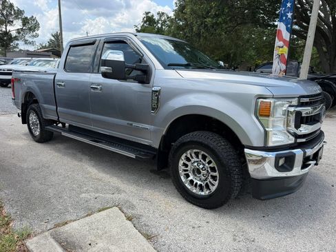 Used 2020 Ford F250 XLT w/ XLT Premium Package AWD/4WD image 3