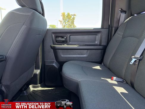 Used 2024 RAM 3500 Tradesman w/ Chrome Appearance Group AWD/4WD image 21