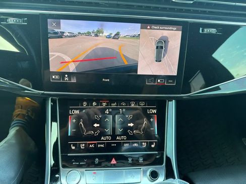 Used 2019 Audi Q8 Prestige w/ Luxury Package AWD/4WD image 10