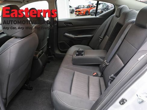 Used 2024 Nissan Altima 2.5 SV FWD image 21