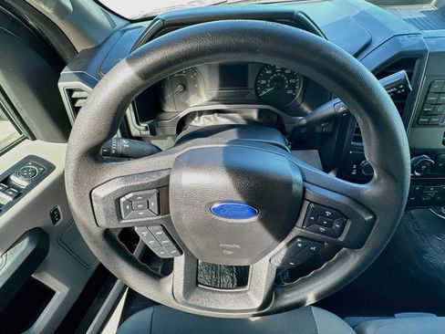 Used 2015 Ford F150 XL w/ Equipment Group 101A Mid AWD/4WD image 17
