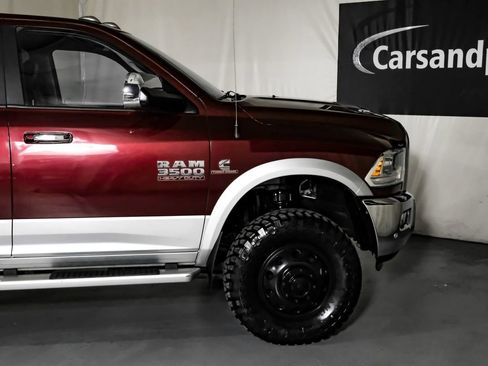 Used 2018 RAM 3500 Laramie image 8