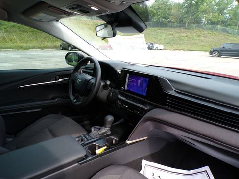 Used 2025 Toyota Camry LE FWD image 12