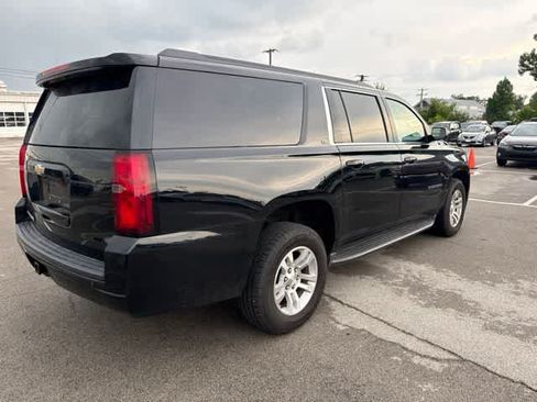 Used 2016 Chevrolet Suburban LT AWD/4WD image 5