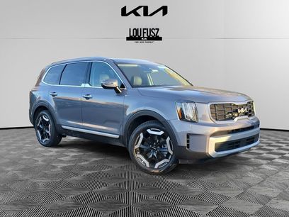 New 2025 Kia Telluride S