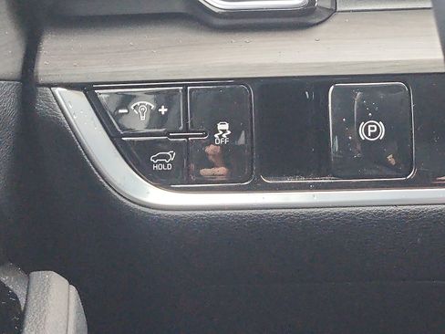 Used 2023 Kia Sportage X-Line w/ X-Line Premium Package image 13