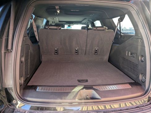 Certified 2022 Chevrolet Suburban High Country w/ Max Trailering Package image 25
