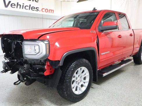 Used 2019 GMC Sierra 1500 SLE w/ SLE Value Package image 2