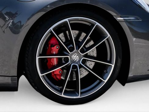 Used 2021 Porsche 911 Cabriolet image 43
