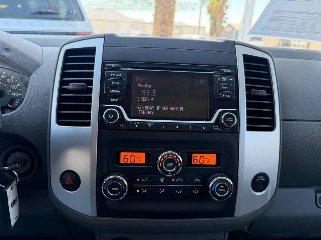 Used 2016 Nissan Frontier SV w/ SV Value Truck Package RWD image 33