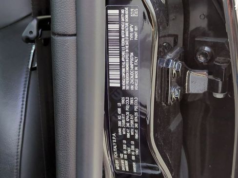 Used 2022 Jeep Renegade Trailhawk image 32