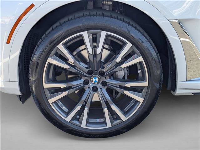Used 2021 BMW X7 xDrive40i w/ Premium Package AWD/4WD image 27