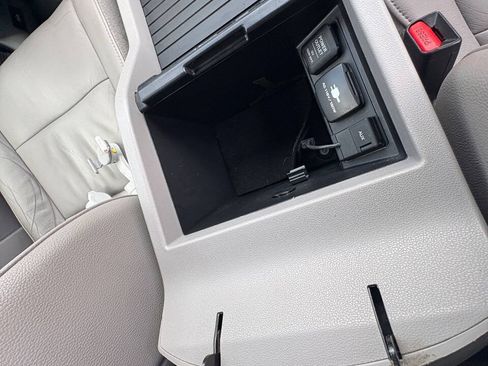 Used 2013 Honda Pilot Touring image 42