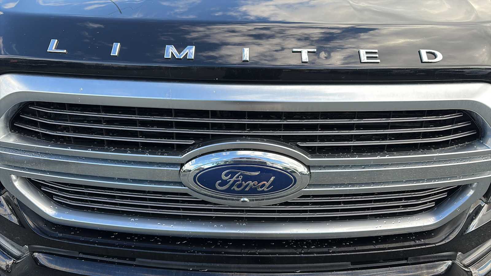 Used 2022 Ford F150 Limited AWD/4WD image 10