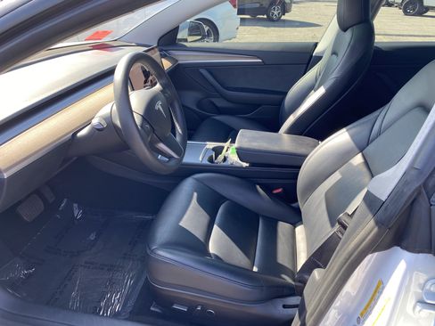 Used 2022 Tesla Model 3 Long Range AWD/4WD image 15