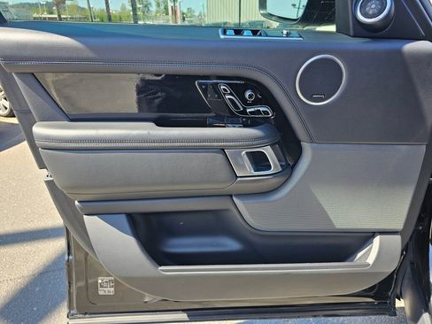 Used 2018 Land Rover Range Rover Supercharged AWD/4WD image 22