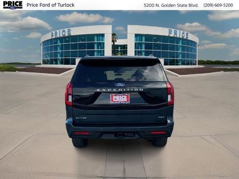 Certified 2025 Ford Expedition Max Active AWD/4WD image 6