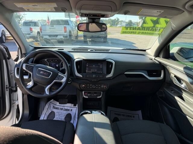 Used 2022 GMC Terrain SLE w/ Driver Convenience Package AWD/4WD image 13