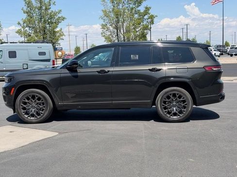 Used 2023 Jeep Grand Cherokee L Summit w/ High Altitude Package AWD/4WD image 5