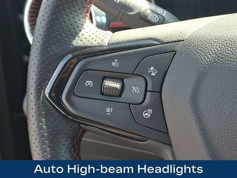 Used 2025 Chevrolet Trax RS w/ Driver Confidence Package FWD image 7