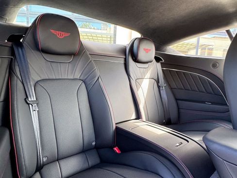 Used 2024 Bentley Continental GT image 39
