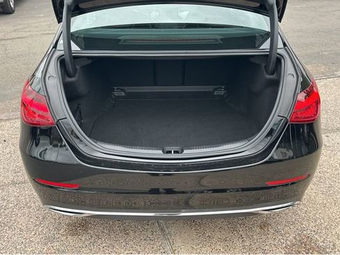 Used 2022 Mercedes-Benz C 300 Sedan image 31