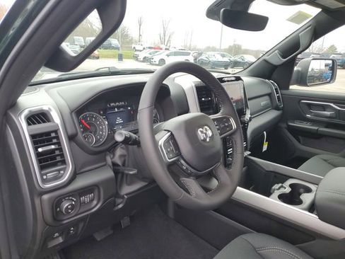 New 2026 RAM 1500 4x4 Crew Cab image 12