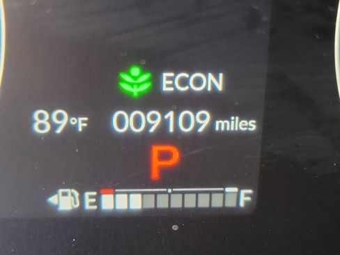 Used 2025 Honda Pilot EX-L image 27