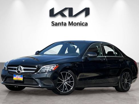 Used 2021 Mercedes-Benz C 300 Sedan image 2
