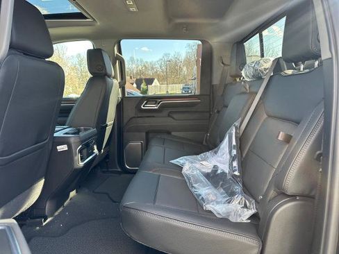 New 2026 GMC Sierra 3500 Denali w/ Denali Reserve Package image 14